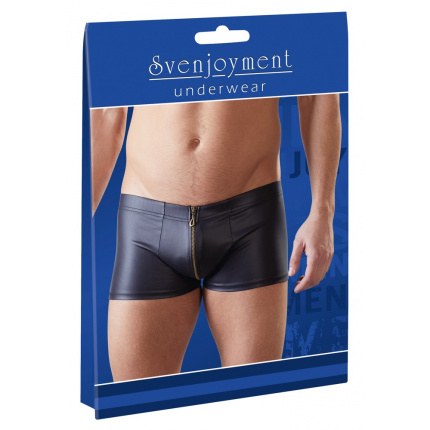 Pants with zip.